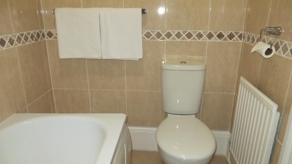 Ambassador Court Hotel High Wycombe Oda fotoğraf